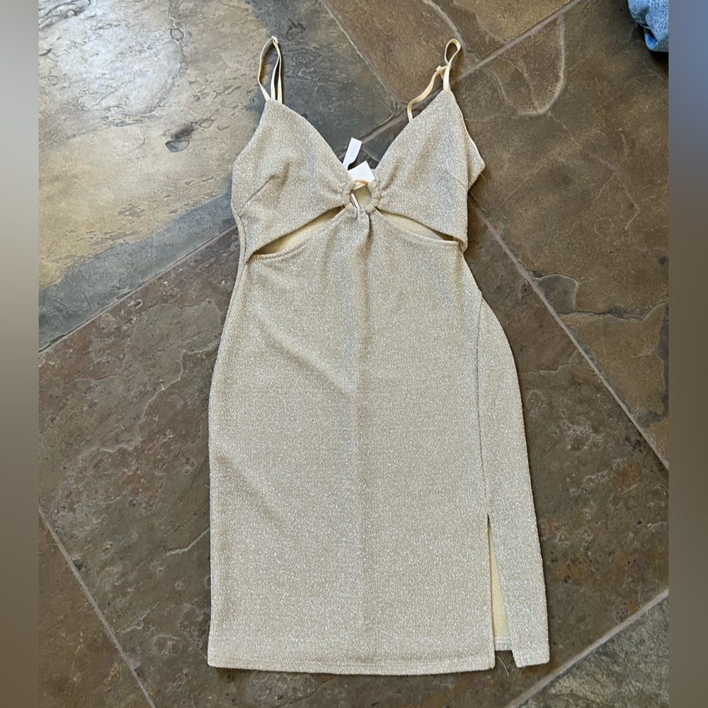 Elegant Gold Sleeveless Dress 7Day WKND Petite